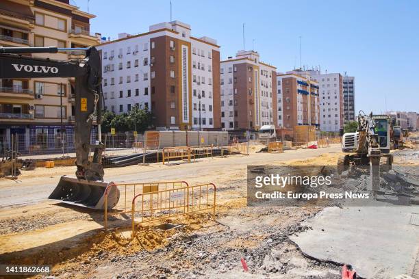 Detail of Avenida de San Francisco Javier during the works for the extension of the metrocenter from San Bernardo to Santa Justa in the neighborhood...