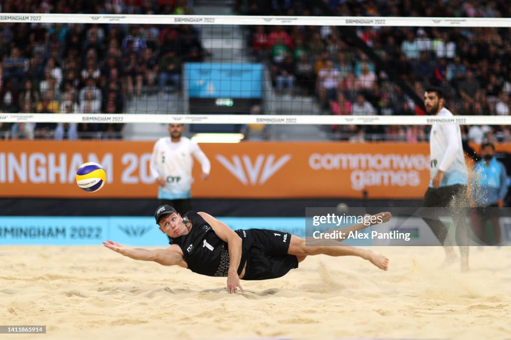 Beach Volleyball - Commonwealth Games: Day 2
