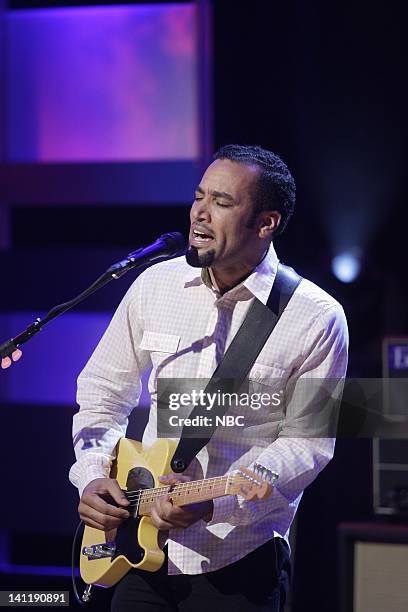 Episode 40 -- -- Pictured: Musical guest Ben Harper and Relentless 7 perform on July 31, 2009 -- Photo by: Margaret Norton/NBCU Photo Bank