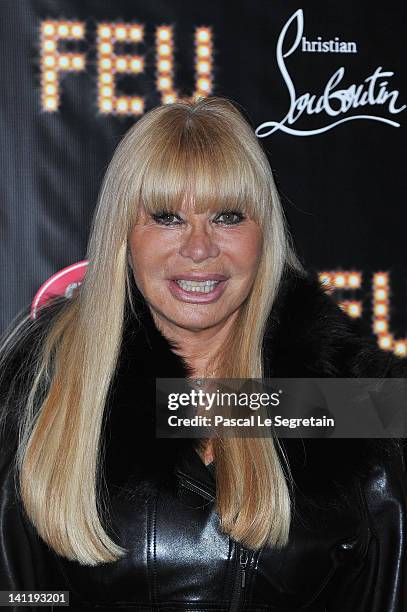 Crazy Horse Paris Photos And Premium High Res Pictures Getty Images crazy-horse-paris-photos-and-premium-high-res-pictures-getty-images