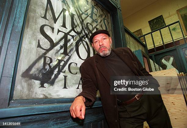 Playwright August Wilson, whose play "Jitney" will open soon, poses at the Huntington Theatre on Oct. 13, 1998.