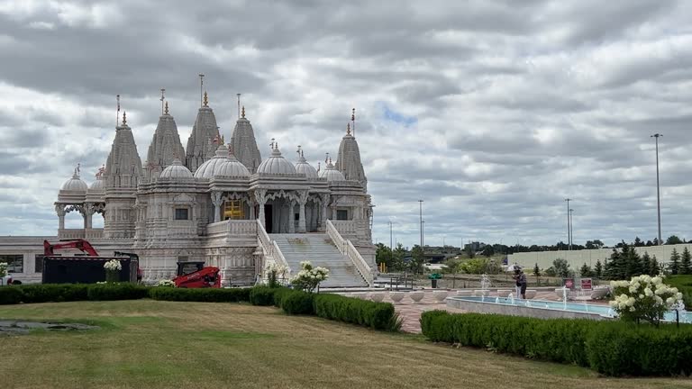 Baps Constuction 79 Baps Shri Swaminarayan Mandir Toronto Stock Videos, Footage, & 4K ...