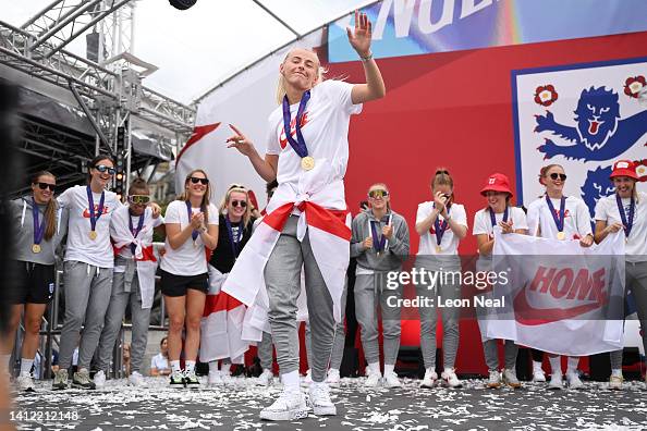 The Lionesses Lift The UEFA Women's Euro Trophy In Victory Celebration For Fans The Lionesses Lift The UEFA Women's Euro Trophy In Victory Celebration For Fans