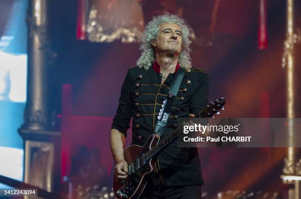 Bryan May du groupe Queen en concert a l'Accor Arena le 13 juillet 2022.