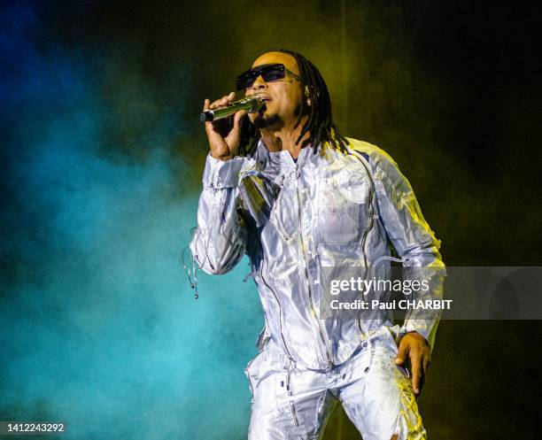 Le chanteur portoricain Ozuna en concert sur la scene de l'Accor Arena à Bercy le 11 juillet 2022.