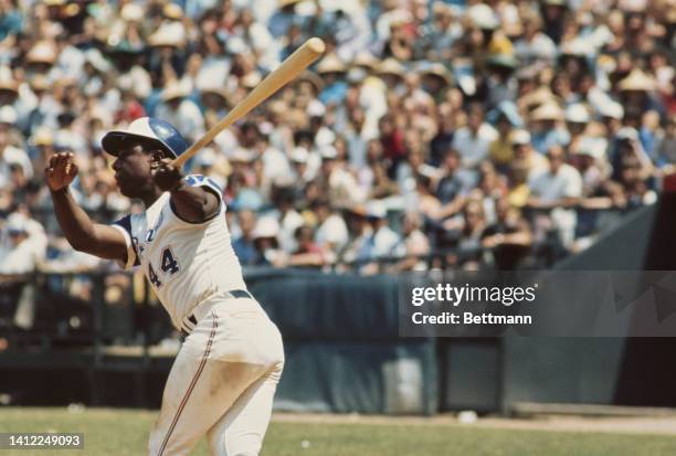 Atlanta Brave's Hank Aaron is shown here ready to go to bat during the game with the San Francisco Giants.
