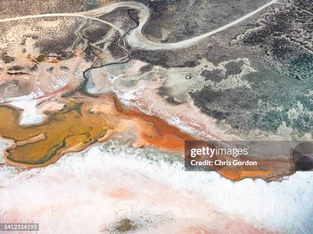 foto aérea de hutt lagoon western australia - organic compound - fotografias e filmes do acervo