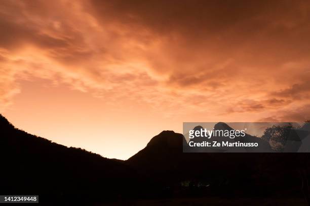 sunrise - teresopolis foto e immagini stock