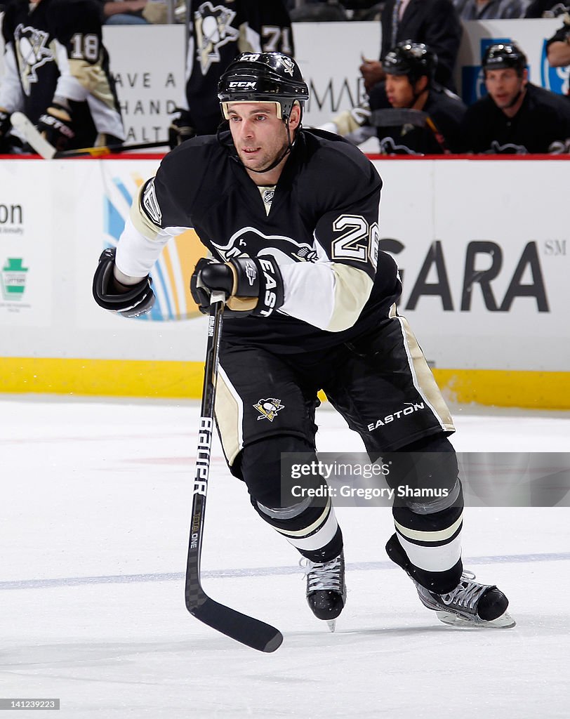 Phoenix Coyotes v Pittsburgh Penguins