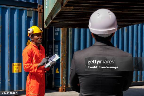 Shipping Container Job 96 Job Description Stock Photos, High-Res Pictures, and Images - Getty ...