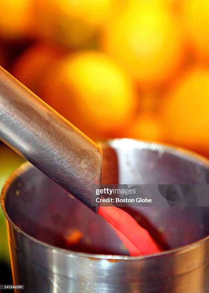 The Juice Cart In The Harvard Square MBTA Station
