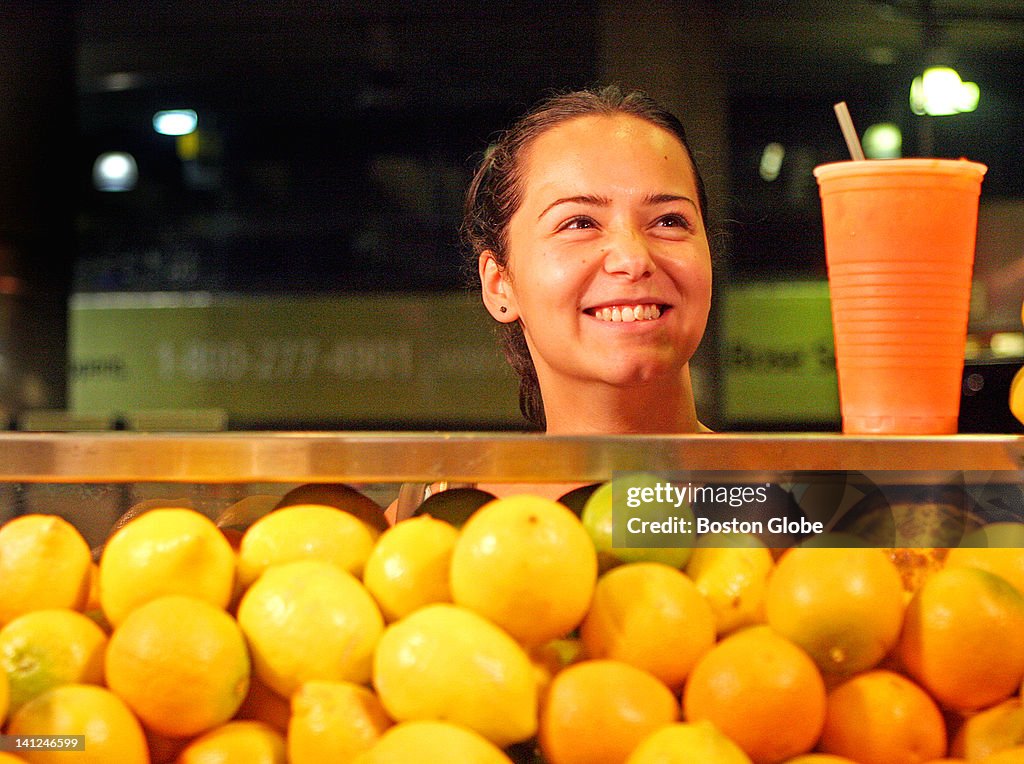 The Juice Cart In The Harvard Square MBTA Station