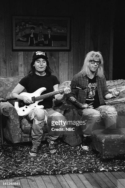 Episode 1 -- Pictured: Mike Myers as Wayne Campbell, Dana Carvey as Garth Algar during the 'Wayne's World' skit on September 28, 1991 -- Photo by:...