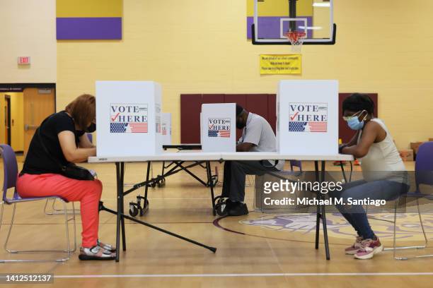 People vote during Primary Election Day at Barack Obama Elementary School on August 02, 2022 in St Louis, Missouri. Voters in Missouri are voting on...