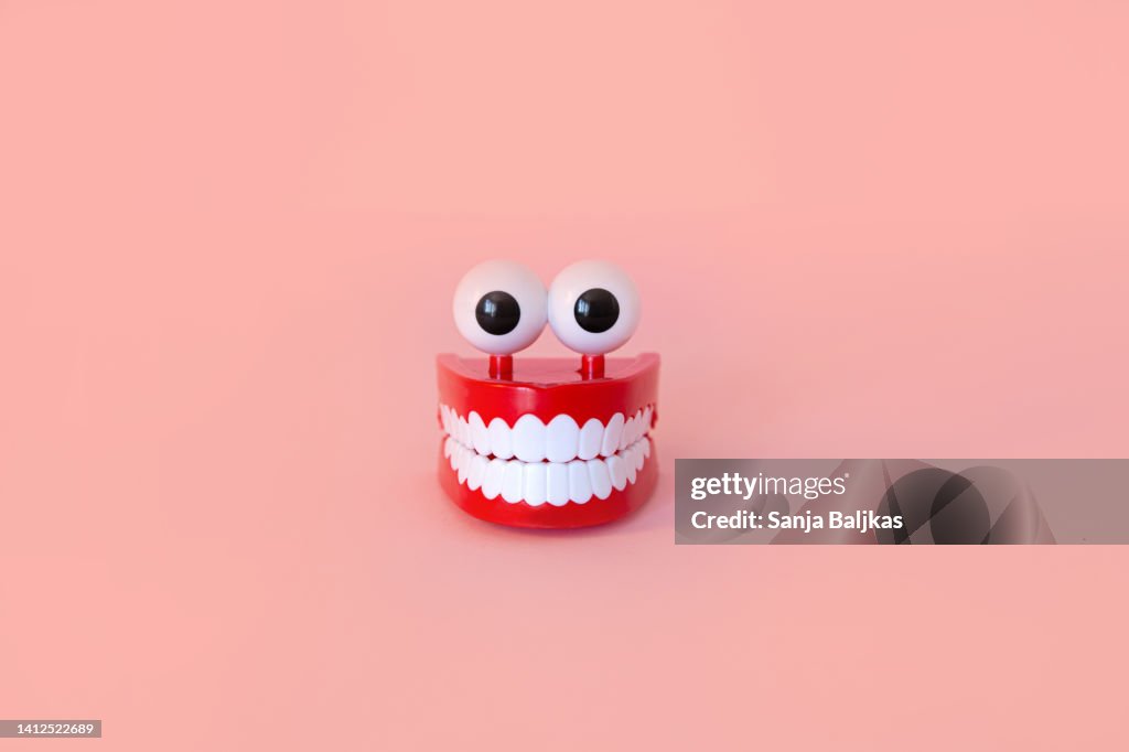 Plastic teeth