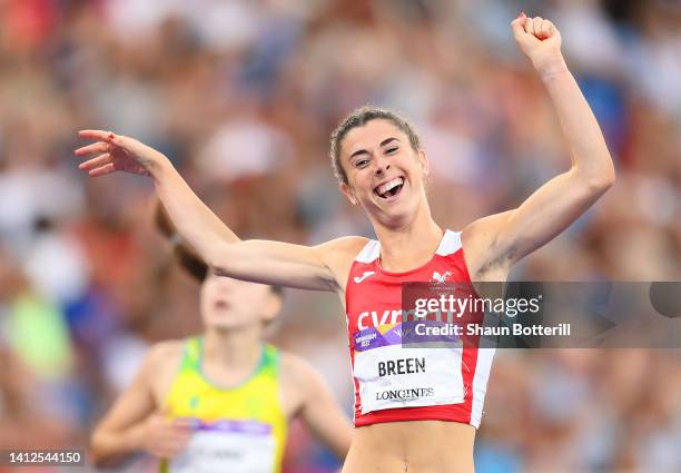 Olivia Breen of Team Wales celebrates after winning the Gold Medal in the Women's T37/38 100m Final on day five of the Birmingham 2022 Commonwealth...