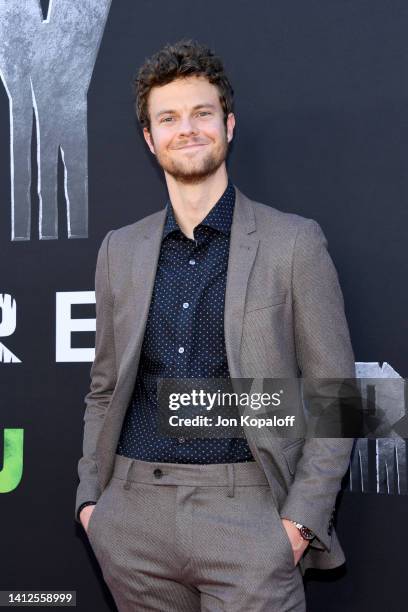 Jack Quaid attends the Premiere of 20th Century Studios' "Prey" at Regency Village Theatre on August 02, 2022 in Los Angeles, California.