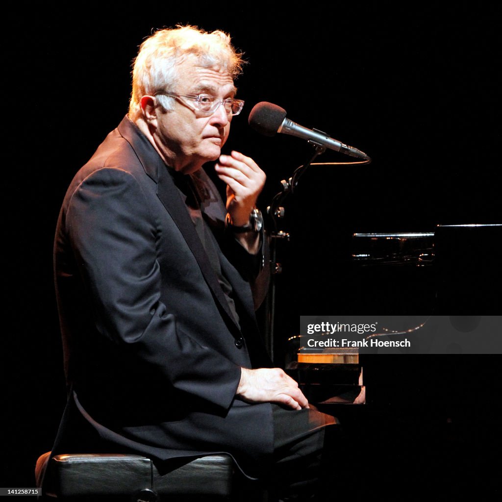 Singer Randy Newman American singer and pianist Randy Newman performs live during a... News ...