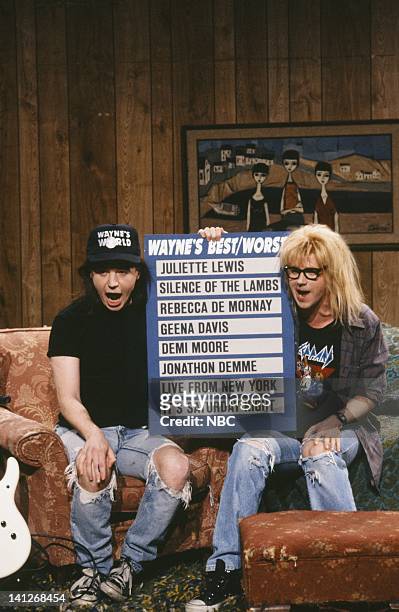 Episode 17 -- Pictured: Mike Myers as Wayne Campbell, Dana Carvey as Garth Algar during "Wayne's World" skit on April 11, 1992 -- Photo by: Alan...