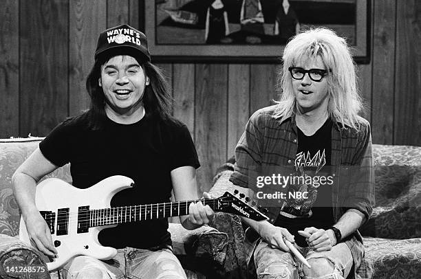 Episode 17 -- Pictured: Mike Myers as Wayne Campbell, Dana Carvey as Garth Algar during "Wayne's World" skit on April 11, 1992 -- Photo by: Alan...
