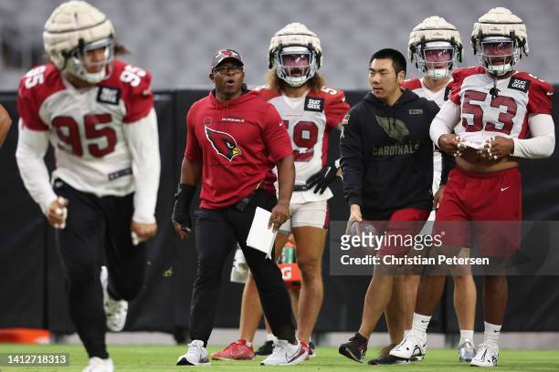 Defensive coordinator Vance Joseph of the Arizona Cardinals participants in a team training camp at State Farm Stadium on August 03, 2022 in...