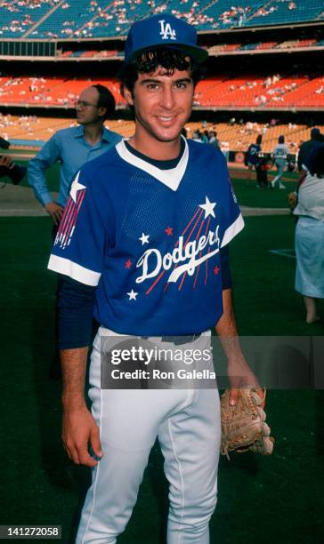 Jonathan Silverman at the Hollywood All-Star Game, Dodger Stadium, Los Angeles.