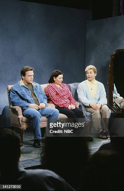 Episode 14 -- Pictured: Tom Arnold as Bobby Hensell, Roseanne Arnold Barr as Jody Smalley, Al Franken as Stuart Smalley during "Daily Affirmation"...