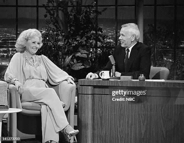 Pictured: Betty White during an interview with host Johnny Carson on August 14, 1981 -- Photo by: NBCU Photo Bank