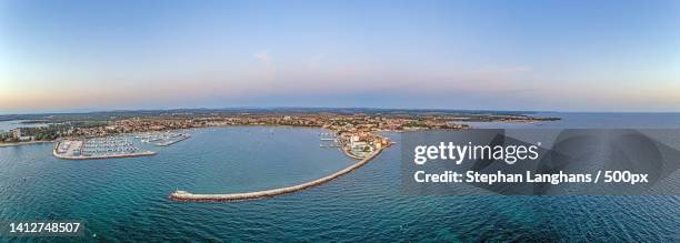 drone panorama of the croatian coastal town umag,umag,croatia - umag 個照片及圖片檔