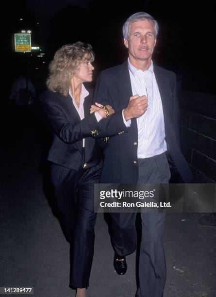 Actress Jane Fonda and businessman Ted Turner on May 3, 1990 walk around Sixth Avenue in New York City.