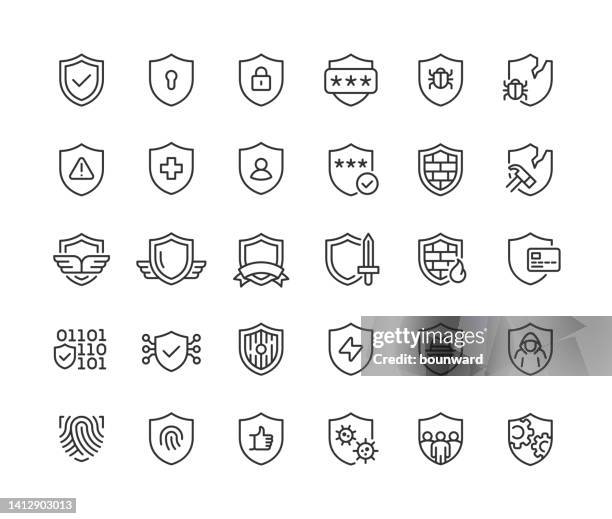 ilustraciones, imágenes clip art, dibujos animados e iconos de stock de iconos de línea de escudo trazo editable - protegerse con las manos