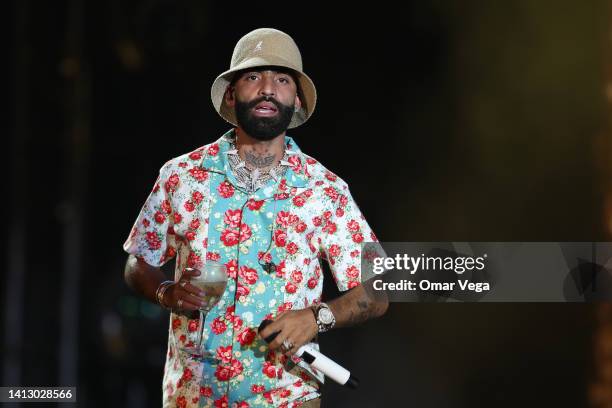 Arch Angel Rapper 230 Arcangel Singer Photos & High Res Pictures - Getty Images