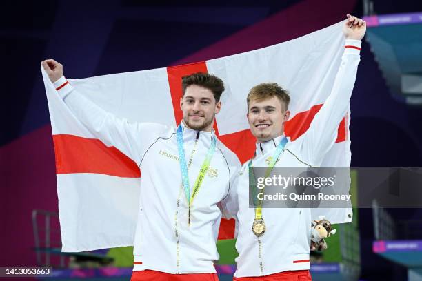 Gold medalists, Anthony Harding and Jack David Laugher of Team England pose with their medals during the medal ceremony for the Men's Synchronised 3m...