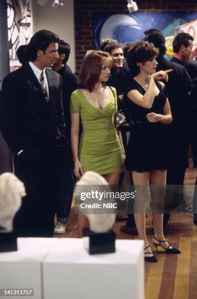 Caroline and the Gay Art Show" Episode 3 -- Aired 10/5/95 -- Pictured: Eric Lutes as Del Cassidy, Lea Thompson as Caroline Duffy, Amy Pietz as Annie...