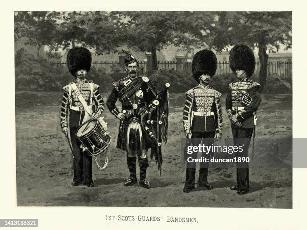 viktorianische britische armee, bandmitglieder der 1st scots guards, dudelsackspieler, trommler, militäruniformen 19. jahrhundert - british royal guard stock-grafiken, -clipart, -cartoons und -symbole