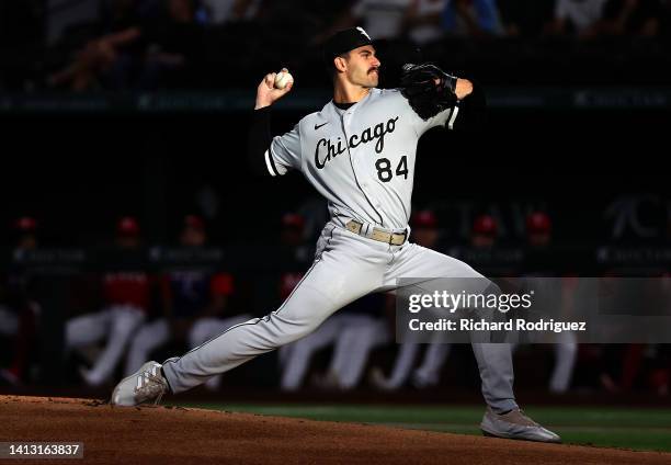 Dylan Cease of the Chicago White Sox pitches in the first inning against the Texas Rangers at Globe Life Field on August 05, 2022 in Arlington, Texas.