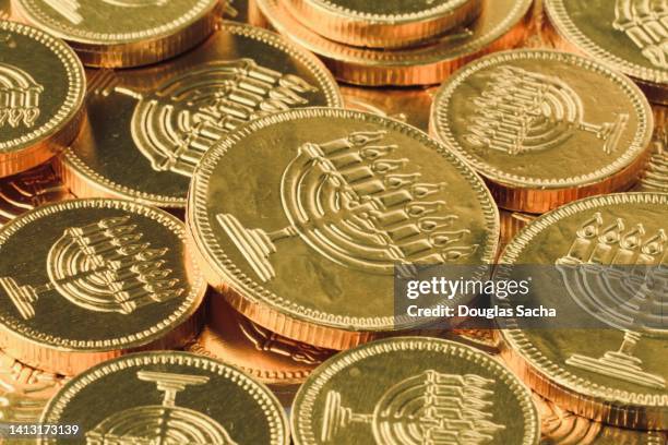 hanukkah gelt - geld stock pictures, royalty-free photos & images