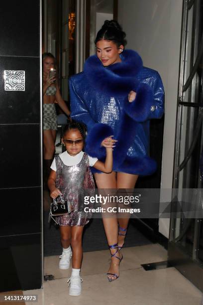 Kylie Jenner leaving her hotel with daughter Stormi heading to dinner at Sexy Fish restaurant on August 05, 2022 in London, England.