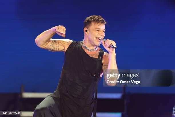 Puerto Rican Singer Ricky Ricky Martin Music Photos and Premium High Res Pictures - Getty Images
