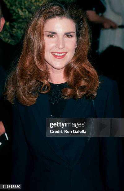 Peri Gilpin at the 20th Annual People's Choice Awards, Sony Studios, Culver City.