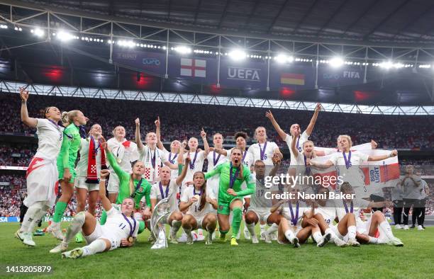 England celebrate during the trophy presentation during the UEFA Women's Euro 2022 final match between England and Germany at Wembley Stadium on July...