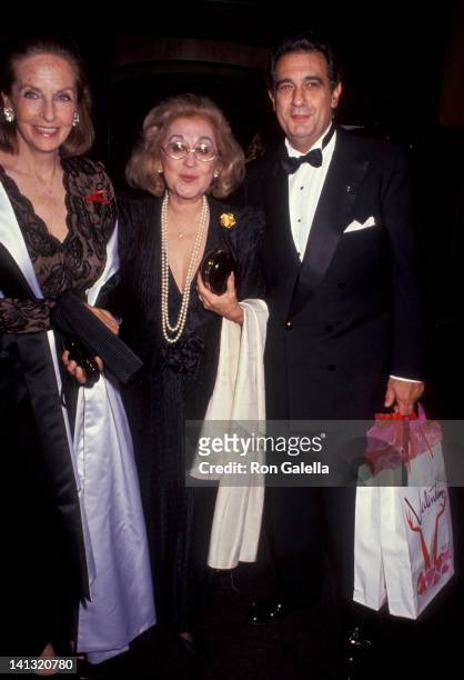 Guest, Marta Ornelas and Placido Domingo at the Valentino-Thirty Years of Magic Gala Retrospective, 67th Street Armory, New York City.