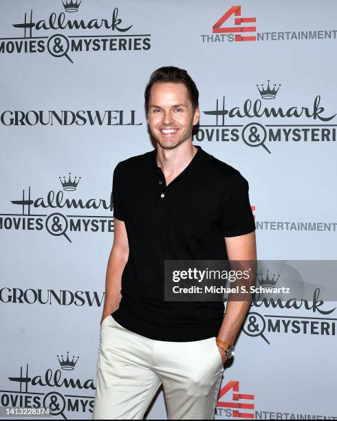 Paul Campbell (American Actor) Photos and Premium High Res Pictures