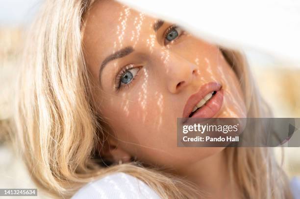 Pando Hall 2,904 Young Woman Pando Hall Stock Photos, High-Res Pictures, and ...