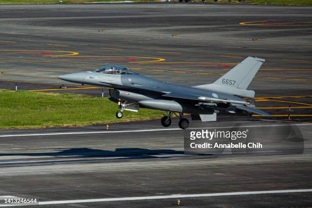 Taiwanese F-16 Fighting Falcon fighter jet lands at Hualien Air Force Base on August 06, 2022 in Hualien, Taiwan. Taiwan remained tense after Speaker...