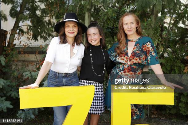 Juliette Binoche, Hala Finley and director Anna Gutto attend the 75th Locarno Film Festival photocall on August 06, 2022 in Locarno, Switzerland.