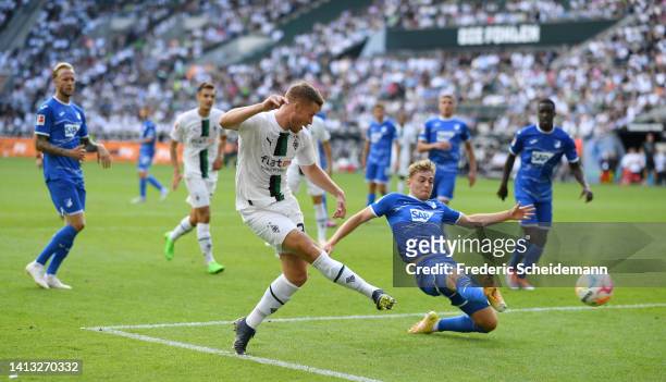 Nico Elvedi of Borussia Monchengladbach scores their side's third goal during the Bundesliga match between Borussia Mönchengladbach and TSG...