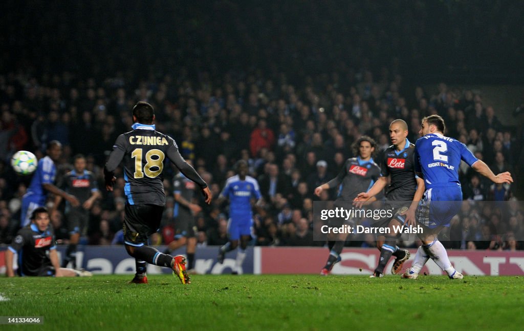 Chelsea FC v SSC Napoli - UEFA Champions League Round of 16