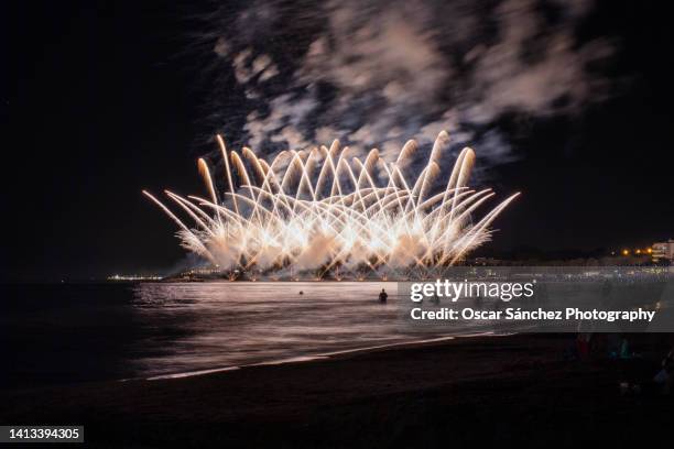 Fake Firework Rockets 461 Fake Fireworks Stock Photos, High-Res Pictures, and Images - Getty ...