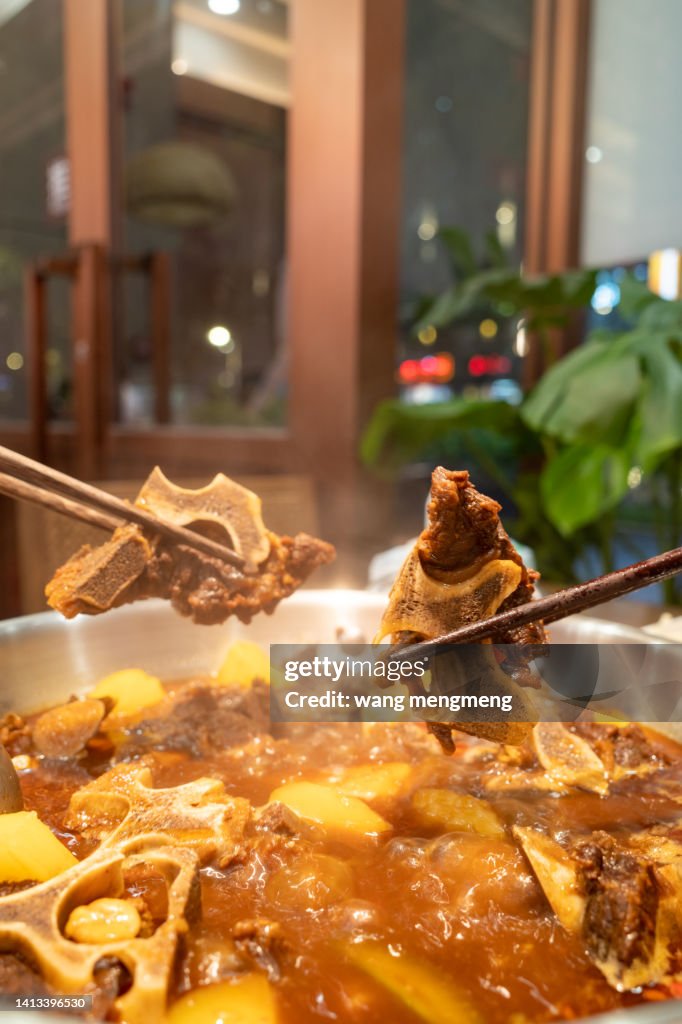 Beef bone chafing dish